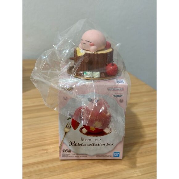 Kirby Paldolce Collection Box Tree Trunk Cake Figure - Picture 1 of 3